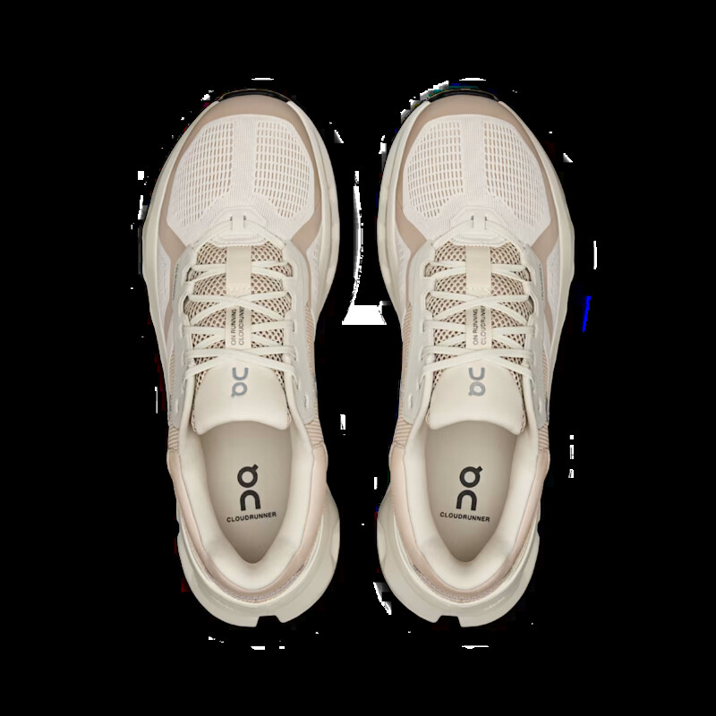 On Cloudrunner 2 "Pearl/Desert" | 3ME10144180