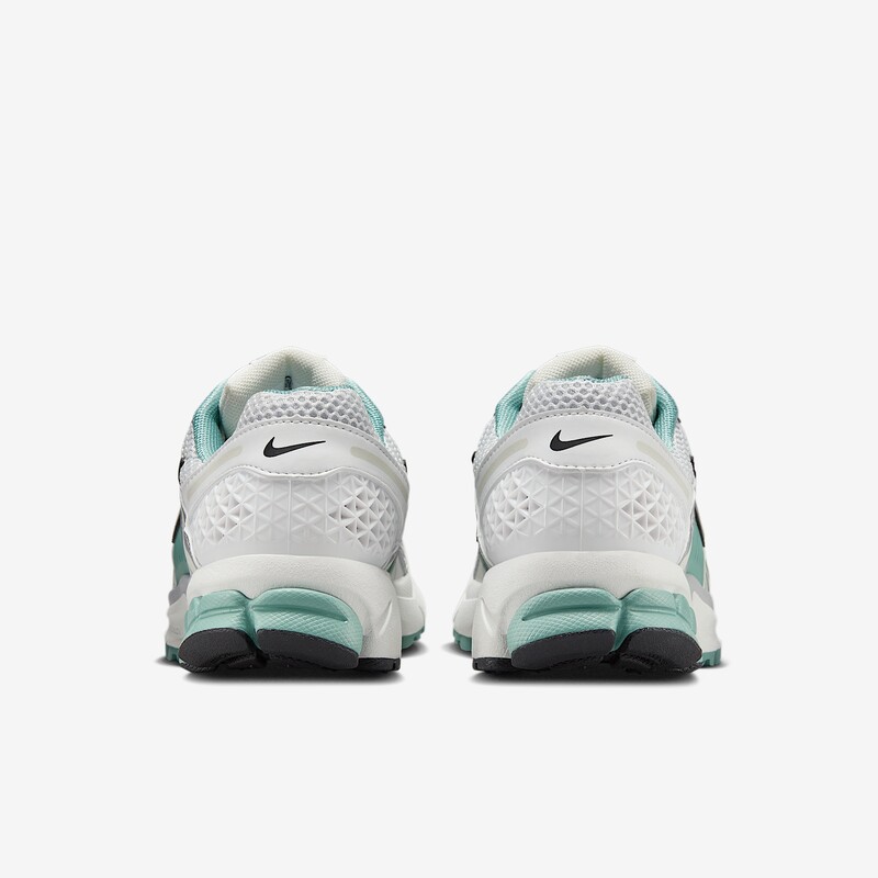 Nike Zoom Vomero 5 "Metallic Silver/Green" | HF1877-101