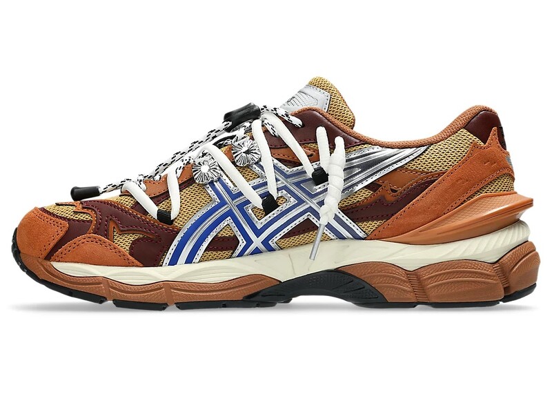 Toga x Asics Gel-Cumulus 16 TG "Brown" | 1203A838-200