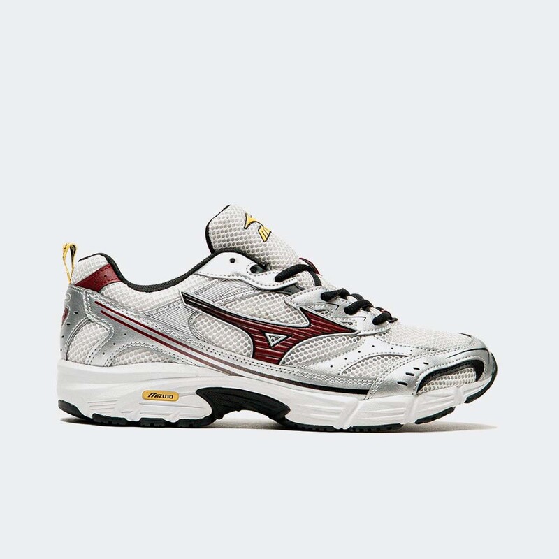 Mizuno MXR "Nimbus Cloud" | D1GA245112