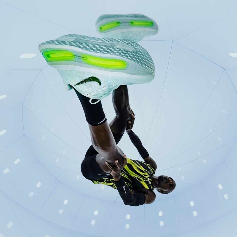 Nike Vomero Premium "Black/Volt" | HQ2050-001