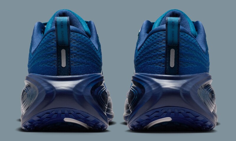 Nike Vomero Plus "Swarovski" | IM7389-499