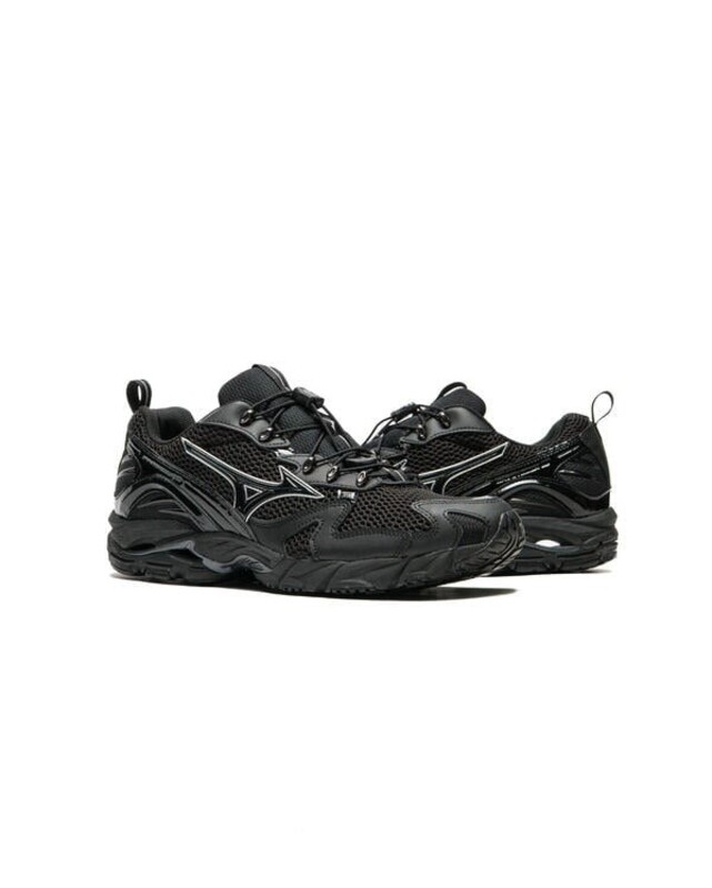 SLY Tokyo x Mizuno Wave Rider 10 "Black" | D1GD250801