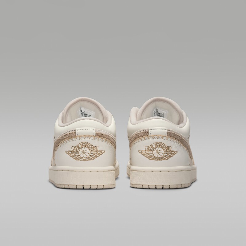 Air Jordan 1 Low SE "Cozy Girl" | HV4268-120 Air Jordan 1 Low SE "Cozy Girl" | HV4268-120