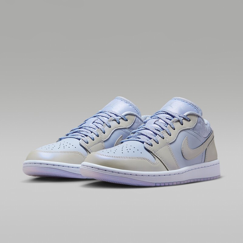 Air Jordan 1 Low SE "Pearlized" | IM5129-010