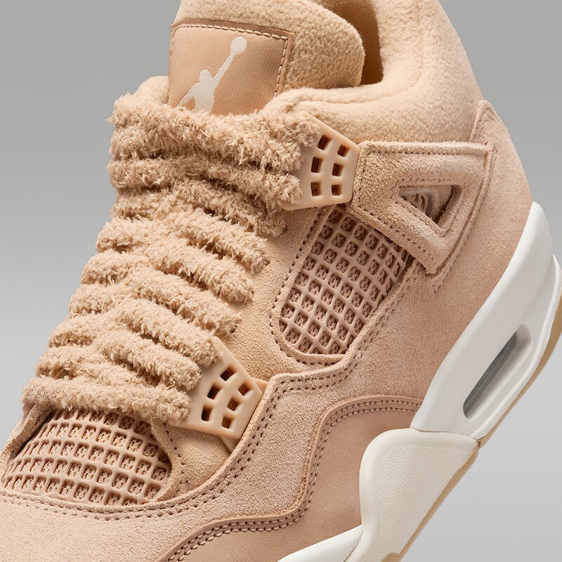 Air Jordan 4 "Cozy Girl" | HV0823-200