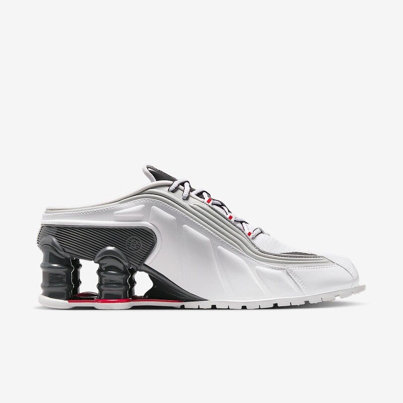 Martine Rose x Nike Shox MR4 "Metallic Platinum" | IM5420-100