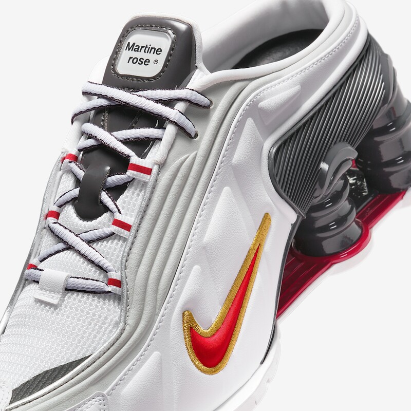 Martine Rose x Nike Shox MR4 "Metallic Platinum" | IM5420-100