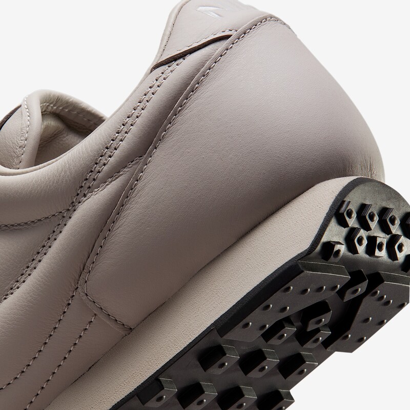 Nike Daybreak "Moon Particle" | IO4865-020 Nike Daybreak "Moon Particle" | IO4865-020