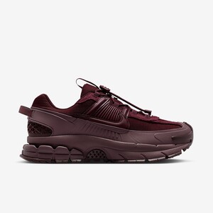 NIke Zoom Vomero Roam "Tattoo" | HQ2181-500 NIke Zoom Vomero Roam "Tattoo" | HQ2181-500
