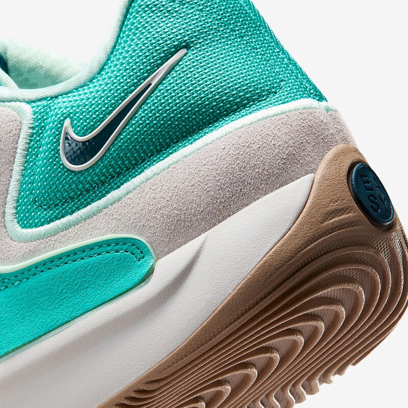 Nike KD 18 "Wanda Pratt" | HV1992-301 Nike KD 18 "Wanda Pratt" | HV1992-301