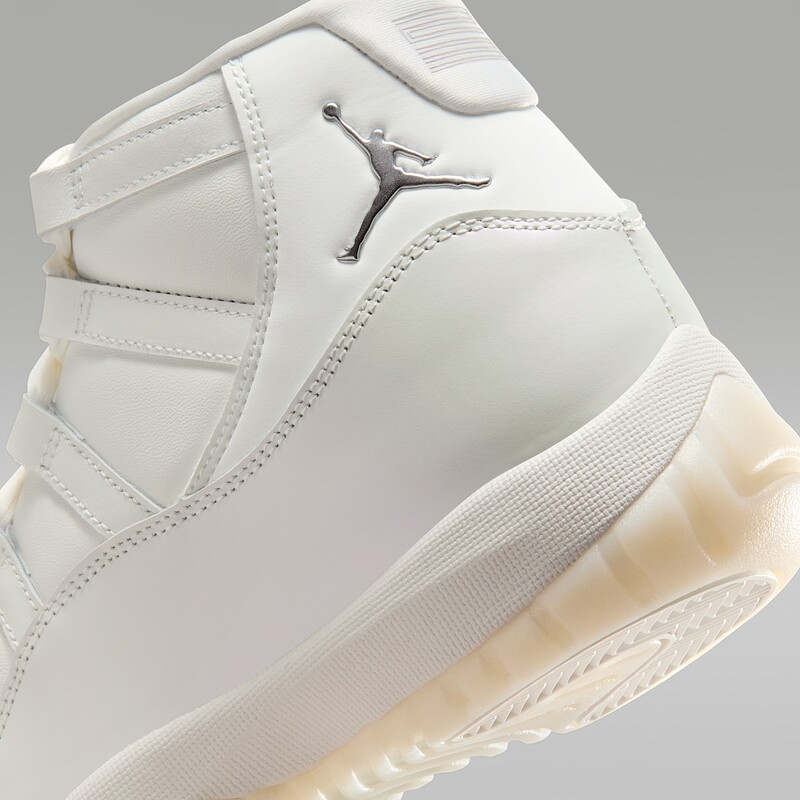 Air Jordan 11  "Grand Finale" | AR0715-110