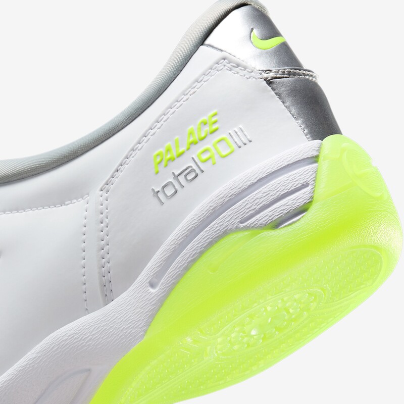 Palace x Nike Total 90 III "Silver" | IM1381-100