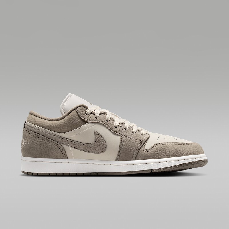 Air Jordan 1 Low "Olive Grey" | IU7552-040 Air Jordan 1 Low "Olive Grey" | IU7552-040
