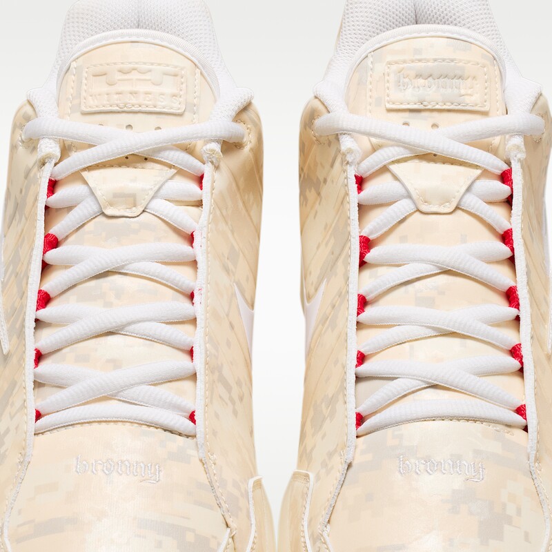 Nike LeBron Witness 9 "Pale Ivory" | IO7381-100 Nike LeBron Witness 9 "Pale Ivory" | IO7381-100