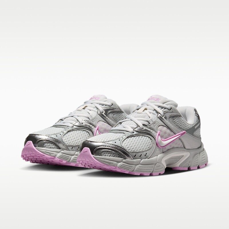 Nike V5 RNR "Light Smoke Grey" | HQ7901-009 Nike V5 RNR "Light Smoke Grey" | HQ7901-009