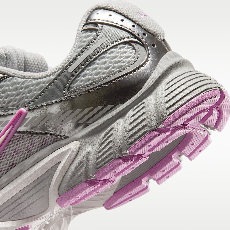 Nike V5 RNR "Light Smoke Grey" | HQ7901-009 Nike V5 RNR "Light Smoke Grey" | HQ7901-009