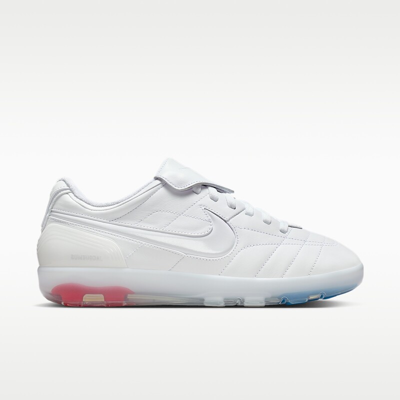 Jacquemus x Nike Cryoshot Tiempo R10 "France" | IO0619-100