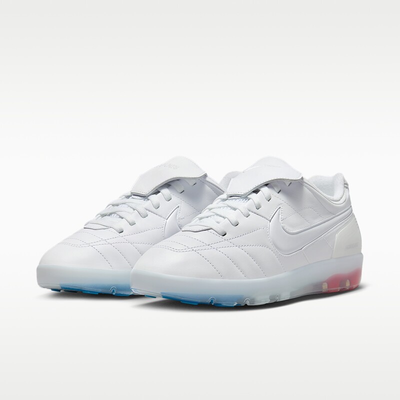 Jacquemus x Nike Cryoshot Tiempo R10 "France" | IO0619-100 Jacquemus x Nike Cryoshot Tiempo R10 "France" | IO0619-100