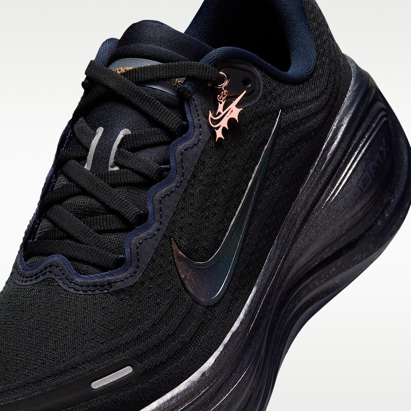 Nike Vomero Plus "Keely Hodgkinson" | IR7193-400