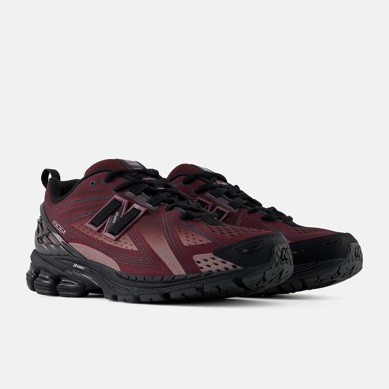 New Balance 1906E "Cherry Leather" | U19061R9 New Balance 1906E "Cherry Leather" | U19061R9