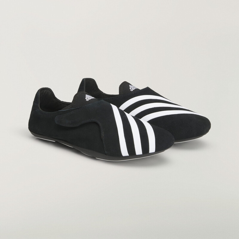 Pharrell Williams x adidas Vario Flat Earther "Black" | KJ0953
