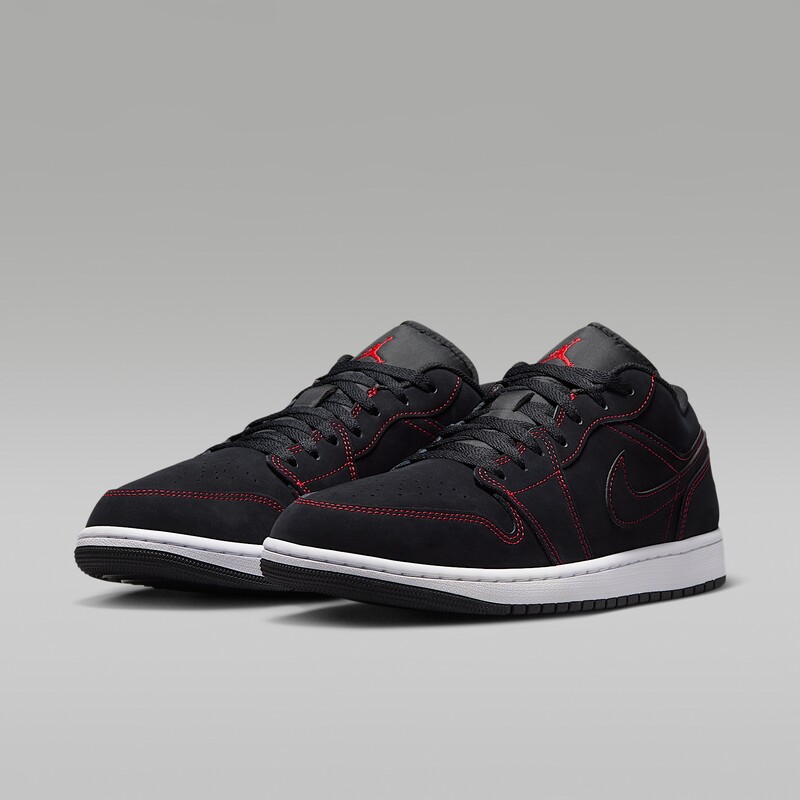 Air Jordan 1 Low "Bloodline" | 553558-076