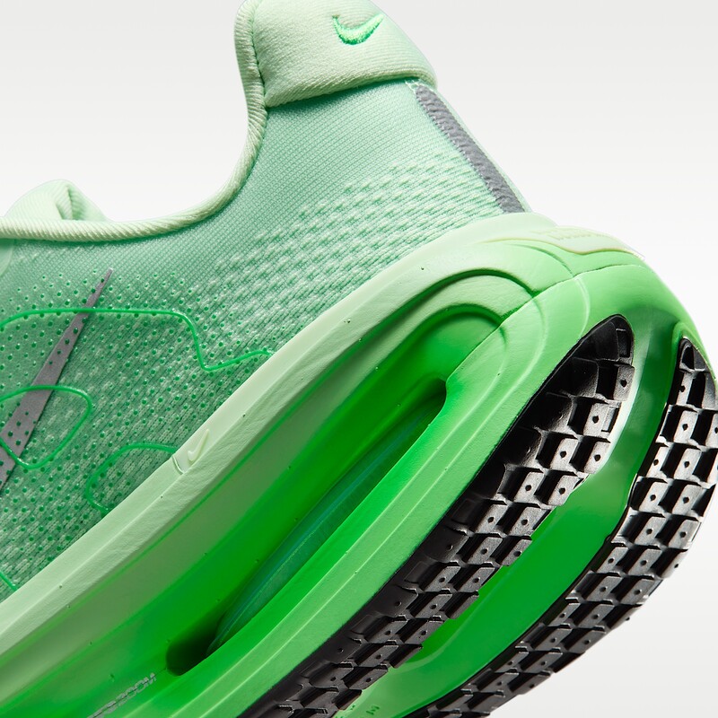 Nike Vomero Premium "Cucumber Calm" | HM5973-302 Nike Vomero Premium "Cucumber Calm" | HM5973-302
