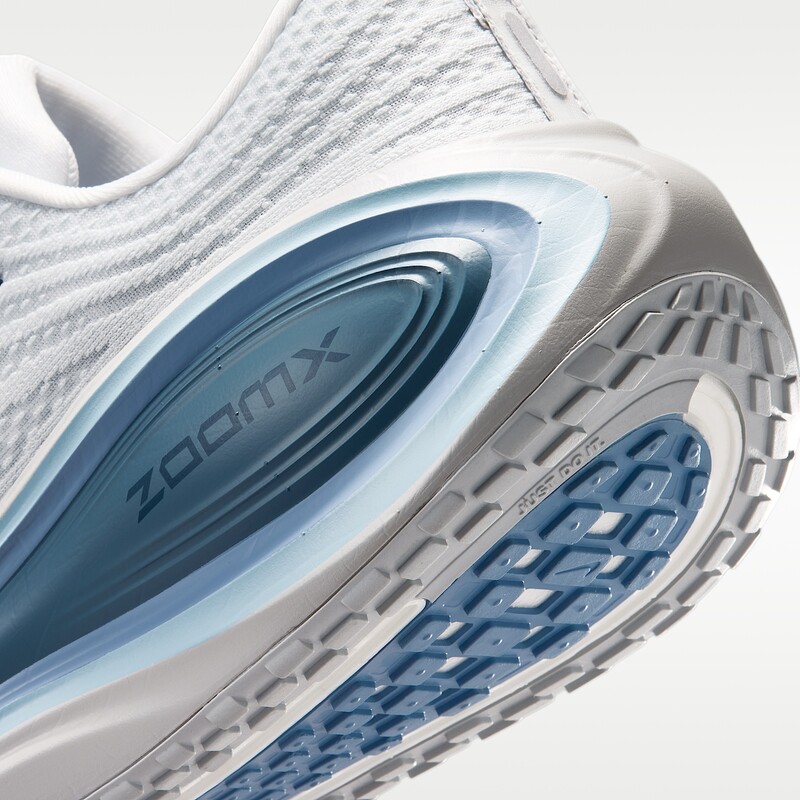 Nike Vomero Plus "Thunderstorm" | HV8150-111 Nike Vomero Plus "Thunderstorm" | HV8150-111