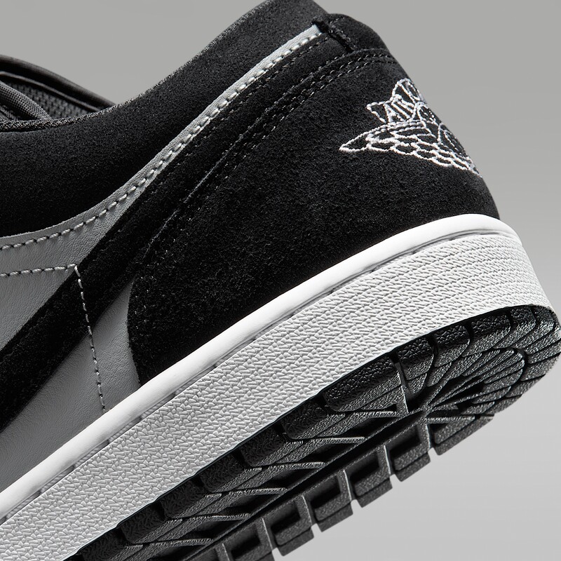 Air Jordan 1 Low "Black/Light Smoke Grey" | 553558-048 Air Jordan 1 Low "Black/Light Smoke Grey" | 553558-048