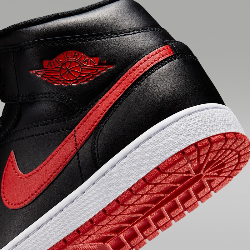 Air Jordan 1 Mid "Black/Red" | DQ8426-005