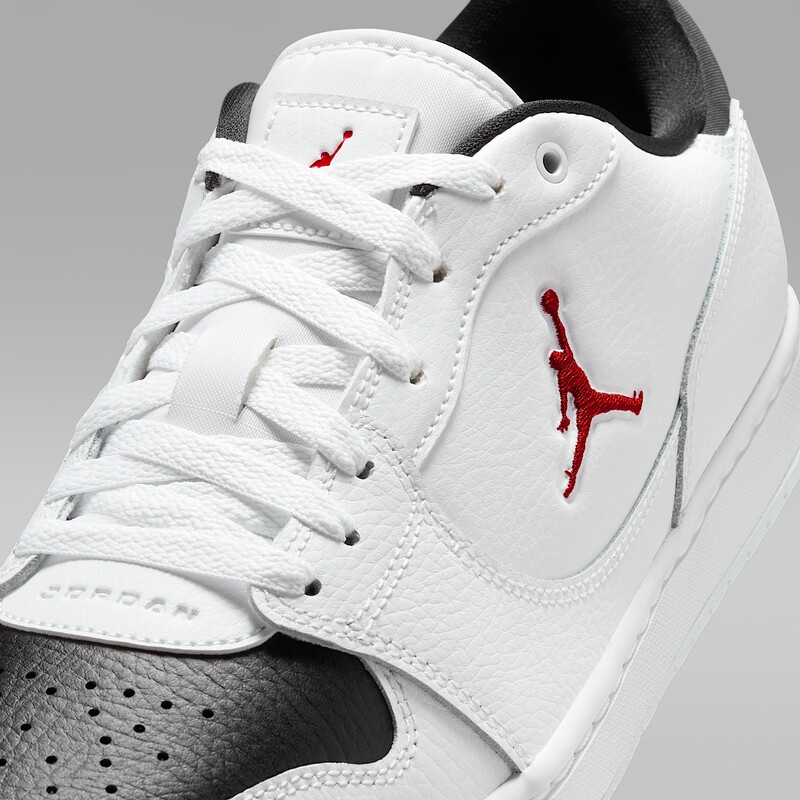 Jordan Court Connect Low "White/Black" | IQ5698-101 Jordan Court Connect Low "White/Black" | IQ5698-101