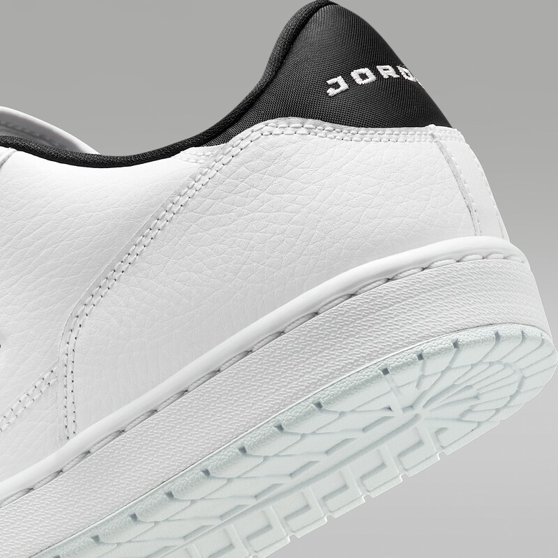 Jordan Court Connect Low "White/Black" | IQ5698-101 Jordan Court Connect Low "White/Black" | IQ5698-101