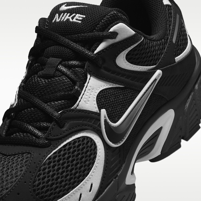 Nike V5 RNR "Black/White" | IO7835-001 Nike V5 RNR "Black/White" | IO7835-001
