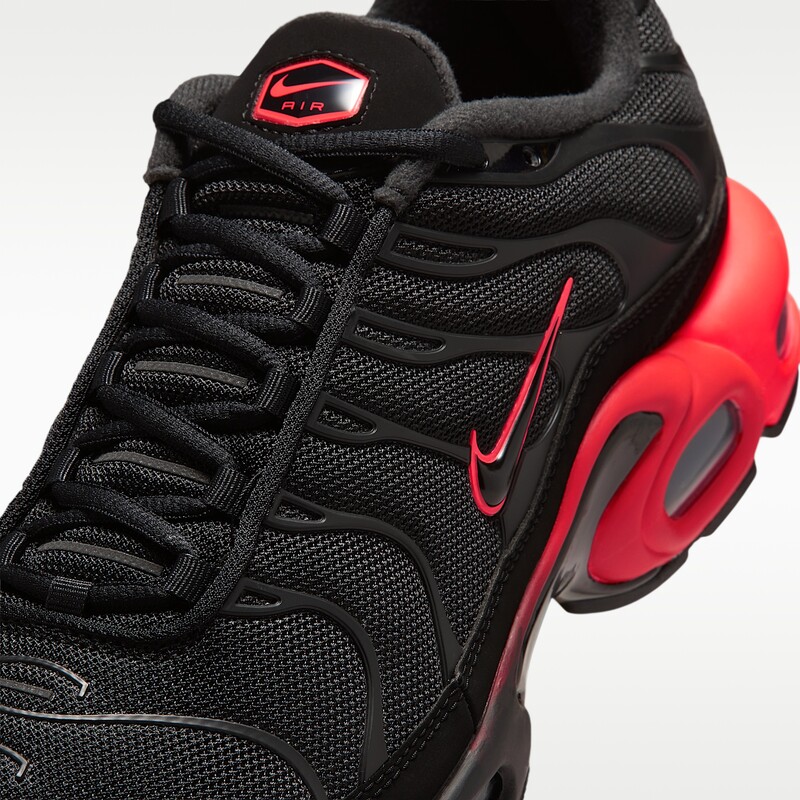 Nike Air Max Plus "Black/Red" | IX0385-001 Nike Air Max Plus "Black/Red" | IX0385-001