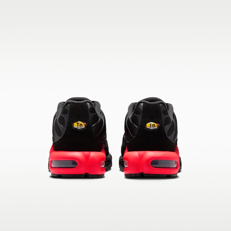 Nike Air Max Plus "Black/Red" | IX0385-001 Nike Air Max Plus "Black/Red" | IX0385-001