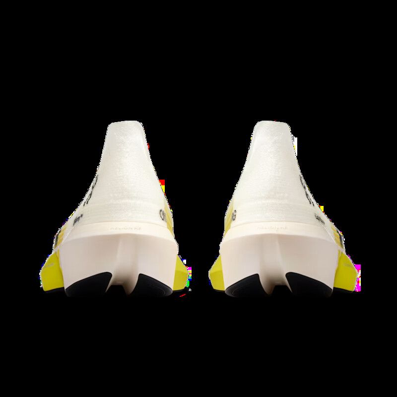 On LightSpray Cloudboom Strike 2 "White/Lime" | 3UG30022929