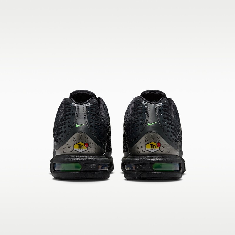 Nike Air Max Plus 7 "Black" | HQ2197-004 Nike Air Max Plus 7 "Black" | HQ2197-004