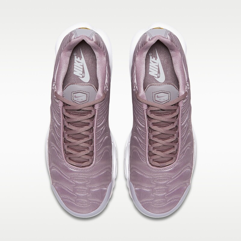 Nike Air Max Plus SE "Plum Fog" | 830768-551 Nike Air Max Plus SE "Plum Fog" | 830768-551