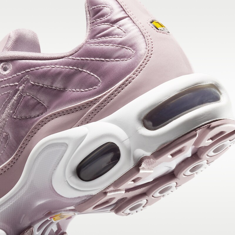 Nike Air Max Plus SE "Plum Fog" | 830768-551