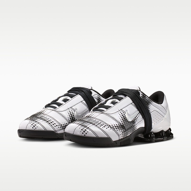 Nike Total 90 Shox Magia "White/Black" | IR8176-100 Nike Total 90 Shox Magia "White/Black" | IR8176-100