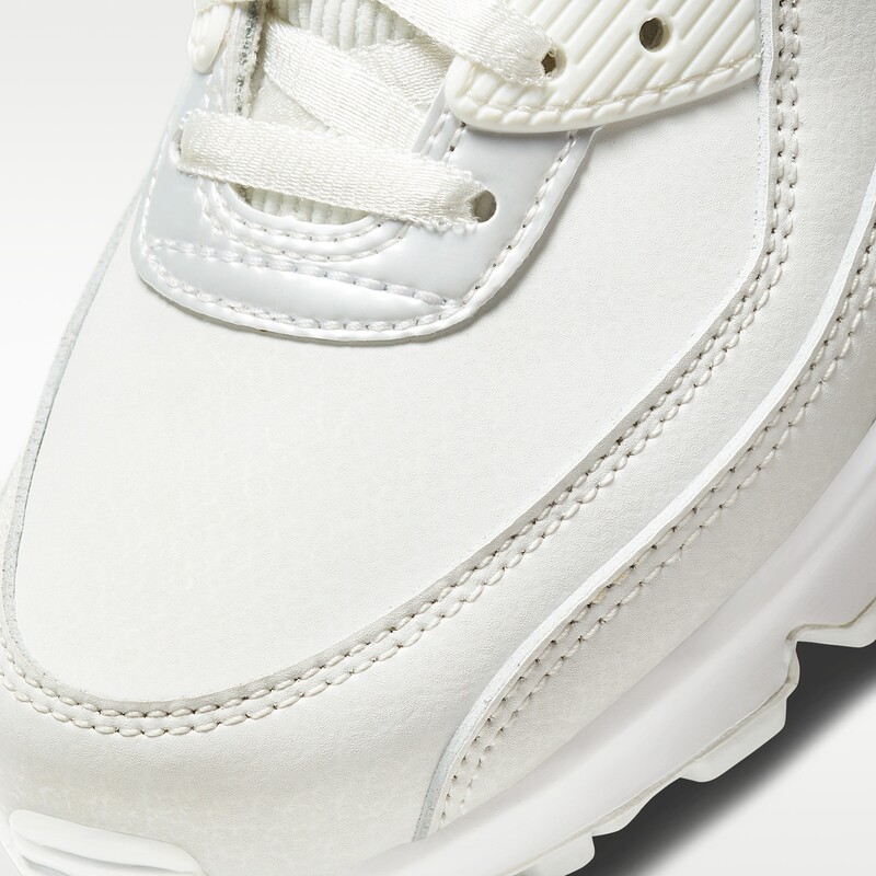 Nike Air Max 90 "Swoosh Chain" | DC1161-100 Nike Air Max 90 "Swoosh Chain" | DC1161-100