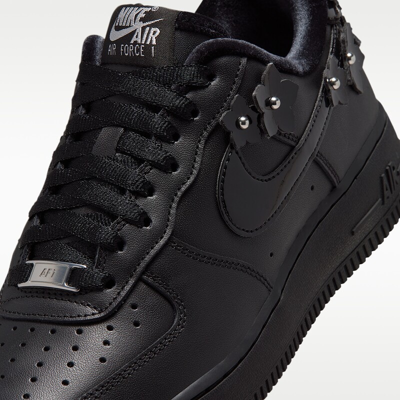 Nike Air Force 1 '07 "Florette Black" | IR8637-001 Nike Air Force 1 '07 "Florette Black" | IR8637-001