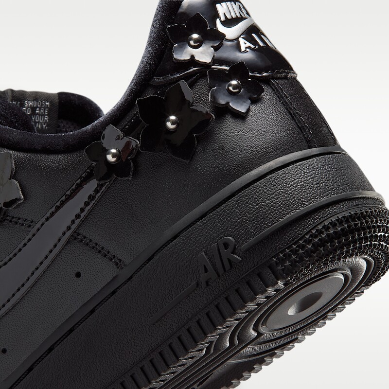 Nike Air Force 1 '07 "Florette Black" | IR8637-001 Nike Air Force 1 '07 "Florette Black" | IR8637-001