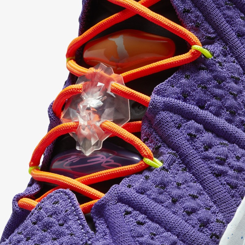 Nike Lebron 18 Psychic Purple | DM2813-500