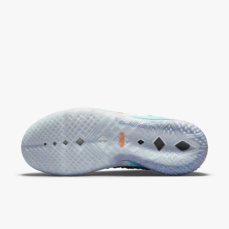 Nike Lebron 18 Psychic Purple | DM2813-500