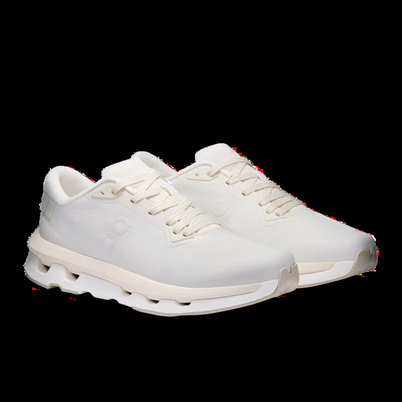 On Cloudzone "Ivory/Dew" | 3WF10073387