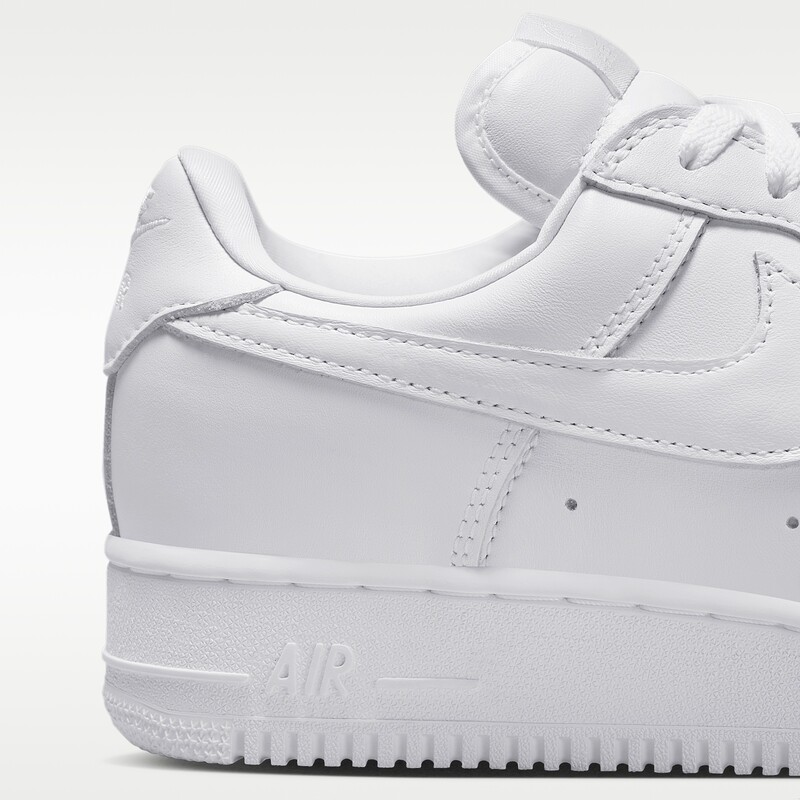 Nike Air Force 1 ’01 "Triple White" | IV4501-100