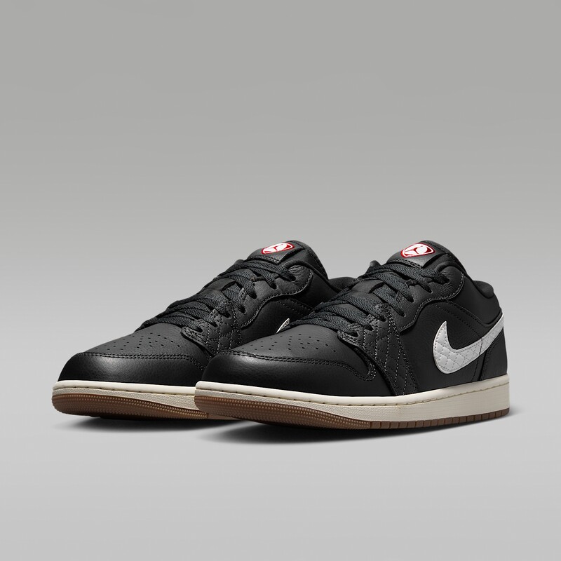 Air Jordan 1 Low SE "Off-Noir" | IO2047-001