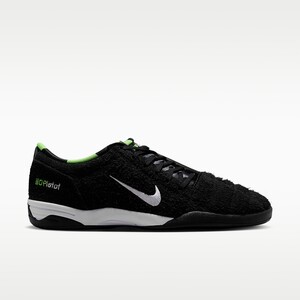 Nike Total 90 III "Black/Volt" | IZ8648-001